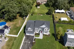 4 Wildwood St, Burlington, MA 01803 - Photo 8