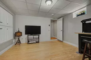 4 McKinley Ave, Easthampton, MA 01027 - Photo 24
