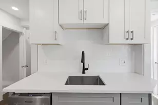 480 Summer St, Brockton, MA 02302 - Photo 22