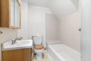 46 Hollis St, Weymouth, MA 02190 - Photo 8