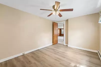 1 Freeman Ave, Webster, MA 01570 - Photo 8