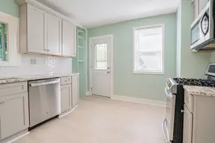 21 Oak St, Plymouth, MA 02360 - Photo 18