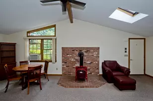 14 Sunset Dr, Montague, MA 01376 - Photo 18