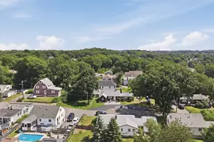 53 Evergreen St, Saugus, MA 01906 - Photo 36