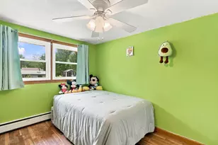 53 Evergreen St, Saugus, MA 01906 - Photo 22