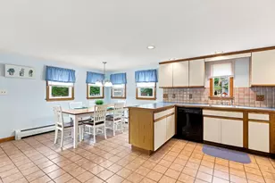 53 Evergreen St, Saugus, MA 01906 - Photo 8