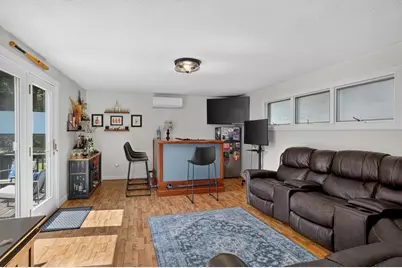 18 Ellis St, Woburn, MA 01801 - Photo 20
