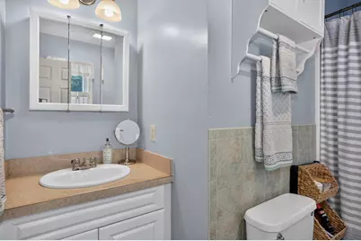 18 Ellis St, Woburn, MA 01801 - Photo 28