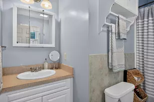 18 Ellis St, Woburn, MA 01801 - Photo 28