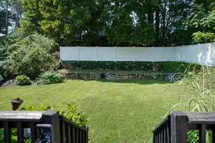 18 Ellis St, Woburn, MA 01801 - Photo 8