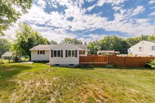 8 Beechwood Dr, Rutland, MA 01543 - Photo 40