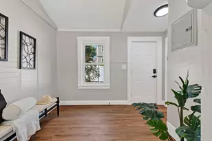 72 Chestnut St, Clinton, MA 01510 - Photo 8