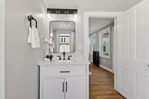 72 Chestnut St, Clinton, MA 01510 - Photo 34