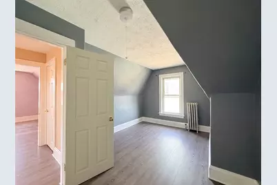 7 Pembroke St, Medford, MA 02155 - Photo 20