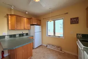 7 Pembroke St, Medford, MA 02155 - Photo 12