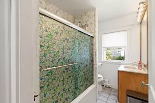 7 Lawrence St, Beverly, MA 01915 - Photo 18
