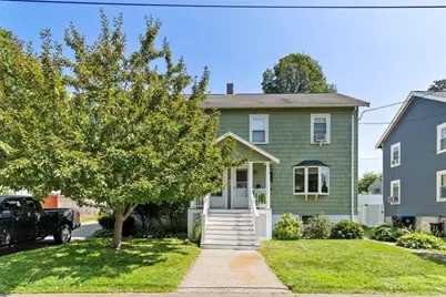 7 Lawrence St #B, Beverly, MA 01915 - Photo 2