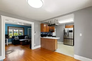 7 Lawrence St, Beverly, MA 01915 - Photo 10