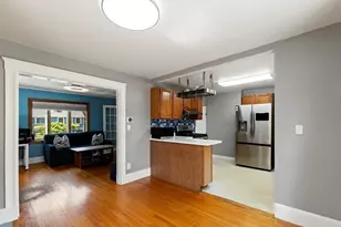 7 Lawrence St, Beverly, MA 01915 - Photo 8