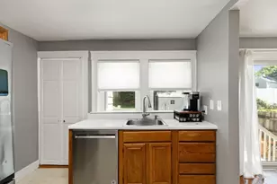 7 Lawrence St, Beverly, MA 01915 - Photo 14