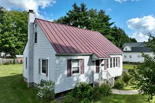 81 Vernon St, Greenfield, MA 01301 - Photo 2