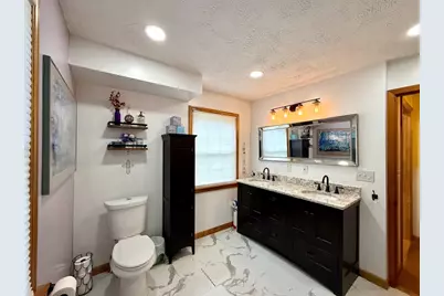 81 Vernon St, Greenfield, MA 01301 - Photo 16