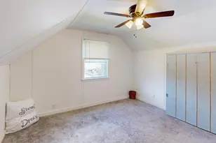 81 Vernon St, Greenfield, MA 01301 - Photo 14