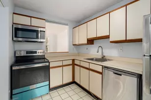 84 Gordon St, Boston, MA 02135 - Photo 10