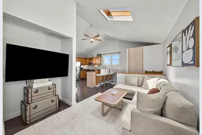 17 Millett St #3, Gloucester, MA 01930 - Photo 4