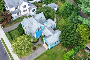 26 Hartford St, Bedford, MA 01730 - Photo 32