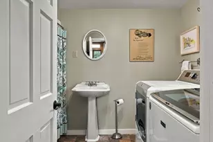 18 Jackson St, Newburyport, MA 01950 - Photo 18