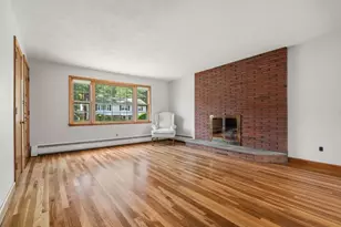 7 Eugley Park W, North Reading, MA 01864 - Photo 6