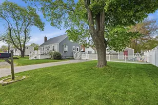 121 Moreland Rd, Weymouth, MA 02191 - Photo 2
