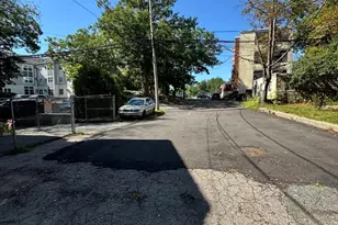 179 Hebron St, Boston, MA 02126 - Photo 10