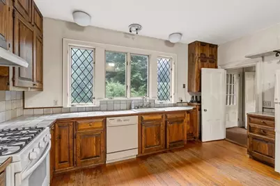40 Columbus St, Newton, MA 02461 - Photo 12