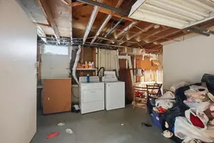 35 Sheri Ln, Agawam, MA 01001 - Photo 18