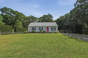25 Sea Horse Rd, Harwich, MA 02645 - Photo 2