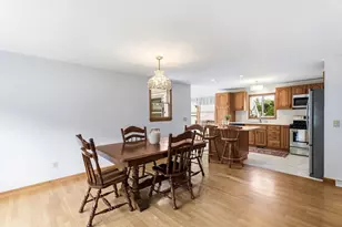 1251 Shawsheen St, Tewksbury, MA 01876 - Photo 10