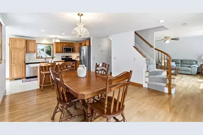 1251 Shawsheen St, Tewksbury, MA 01876 - Photo 8