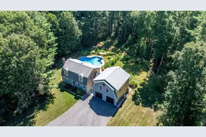 10 Brenrae Dr, Middleborough, MA 02346 - Photo 2