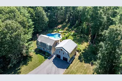 10 Brenrae Dr, Middleborough, MA 02346 - Photo 2