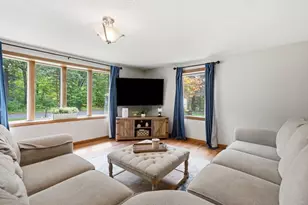 35 Charles St, Hampden, MA 01036 - Photo 12