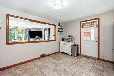 35 Charles St, Hampden, MA 01036 - Photo 10