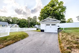 38 Woodland St, Methuen, MA 01844 - Photo 40