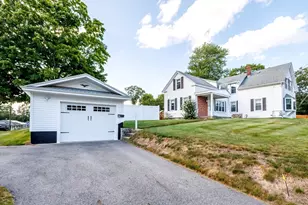 38 Woodland St, Methuen, MA 01844 - Photo 2