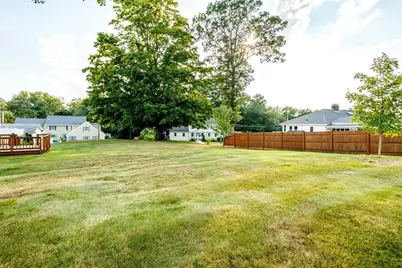 38 Woodland St, Methuen, MA 01844 - Photo 36