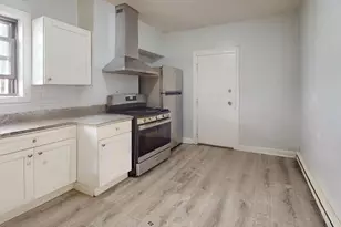 19 Chilcott, Boston, MA 02130 - Photo 2
