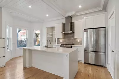20 Carlton St #1, Somerville, MA 02143 - Photo 2