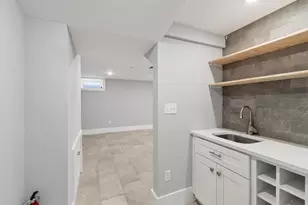 20 Carlton St, Somerville, MA 02143 - Photo 20