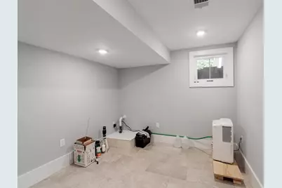 20 Carlton St #1, Somerville, MA 02143 - Photo 24